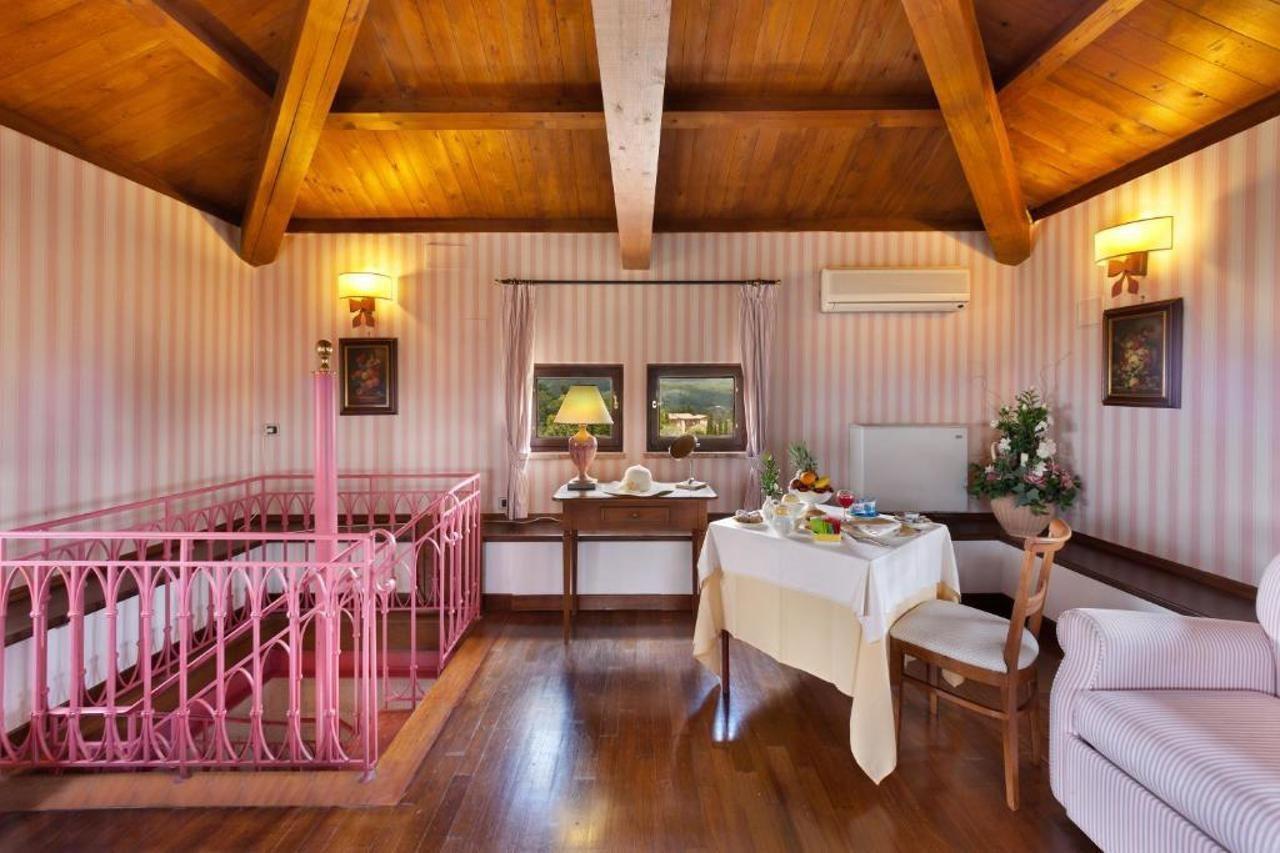 Relais Il Canalicchio Country & Hotel 4*