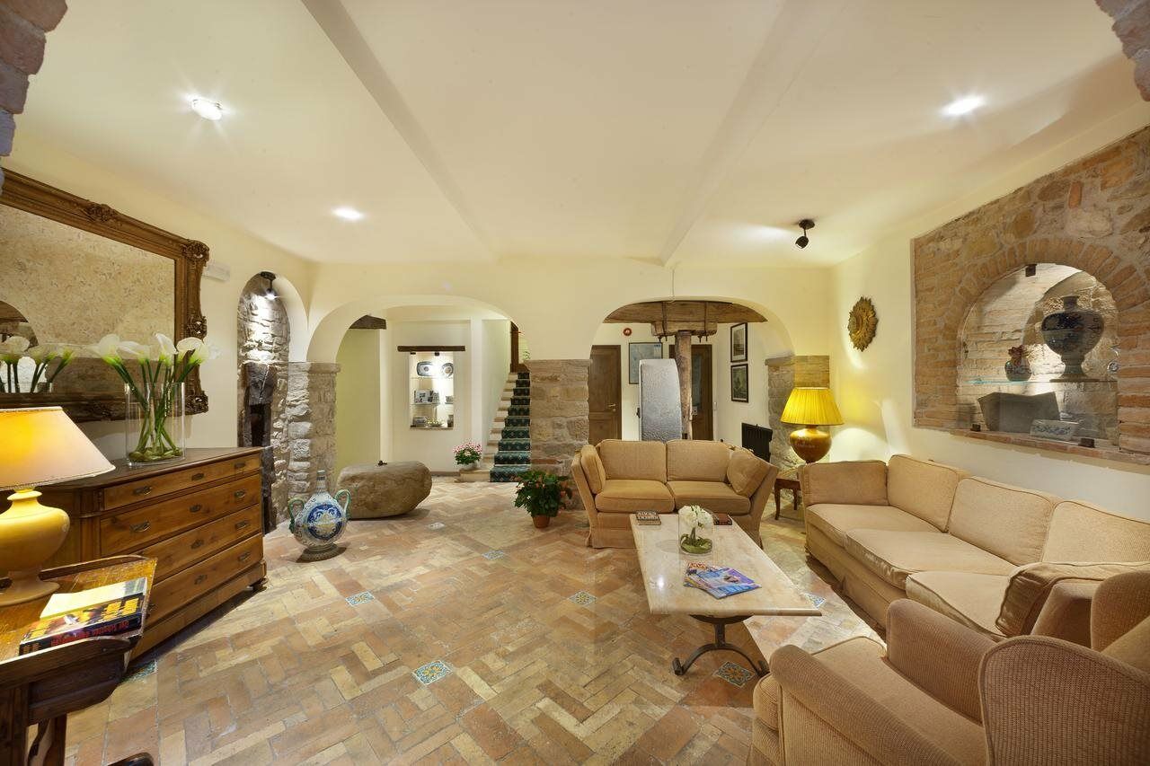 Relais Il Canalicchio Country & 4* Casalalta